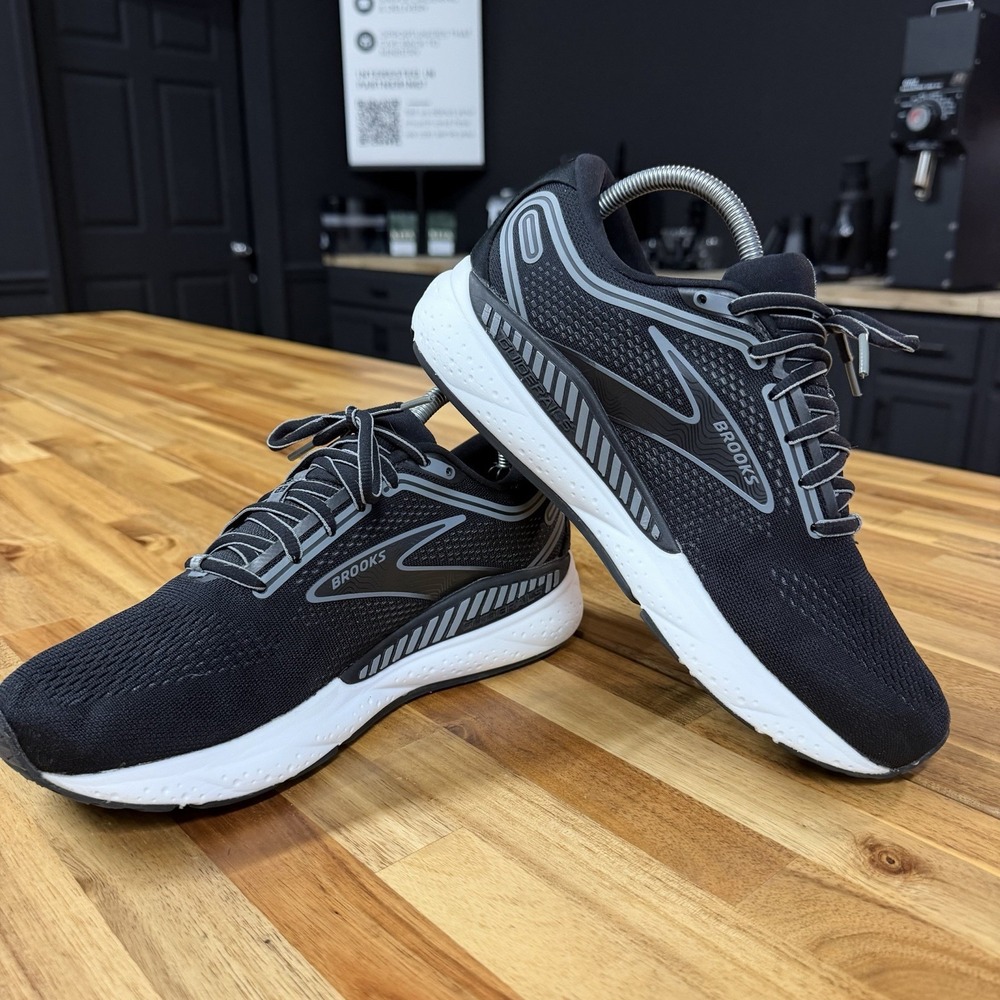 Brooks Ariel GTS 23 Womens Size 10 Black White Athletic Running Shoes Sneakers - Picture 5 of 7